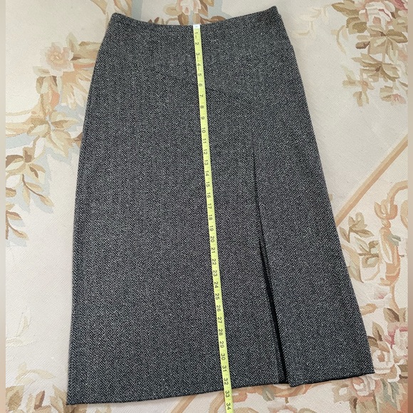 Medium grey midi skirt by Emma James - Picture 3 of 6